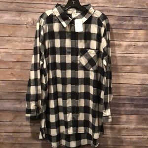 Black and White Plaid Top Plus Size